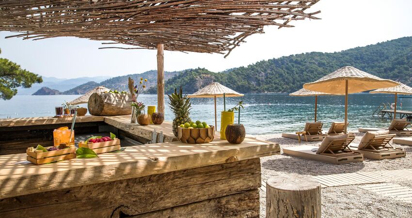 HİLLSİDE BEACH CLUB