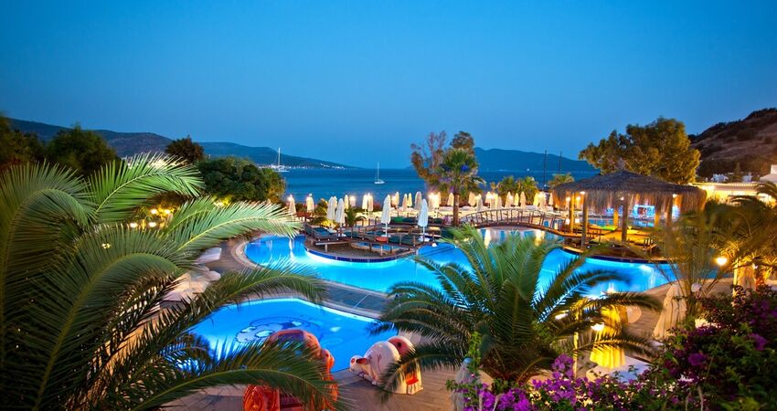 SALMAKİS RESORT & SPA