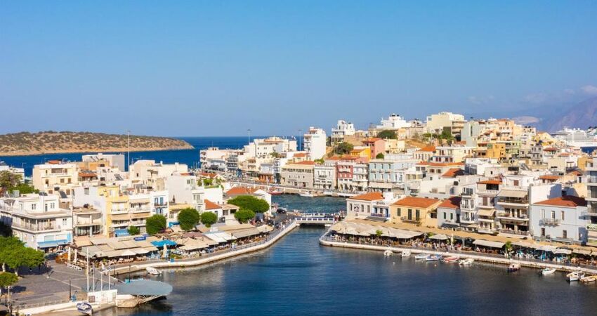 Uçak İle Girit Adası Turu