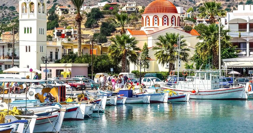 Uçak İle Girit Adası Turu