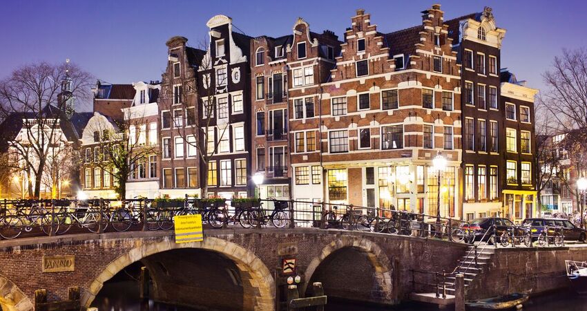 AMSTERDAM BRÜKSEL RÜYASI /THY 4 Gece 5 Gün