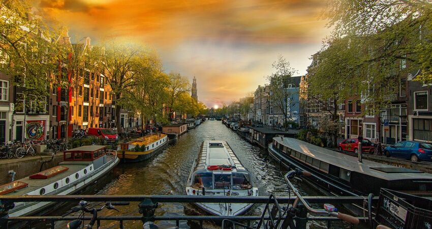 AMSTERDAM BRÜKSEL RÜYASI /THY 4 Gece 5 Gün