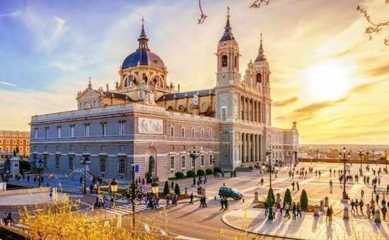 BARCELONA MADRİD RÜYASI/THY İLE  4 Gece 5 Gün