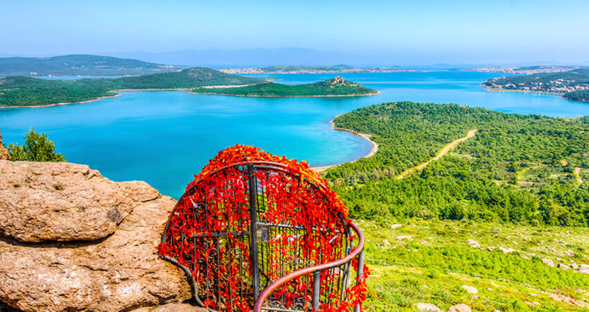 İZMİR ÇEŞME AYVALIK TURU 30 Ağustos Özel /2 Gece Konaklamalı