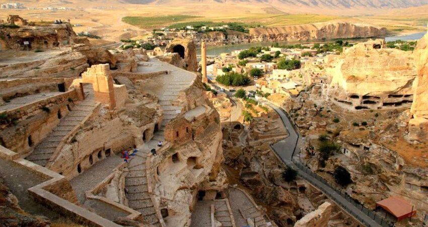 UÇAKLI BUTİK DİYARBAKIR MARDİN MİDYAT TURU/2 Gece 3 Gün